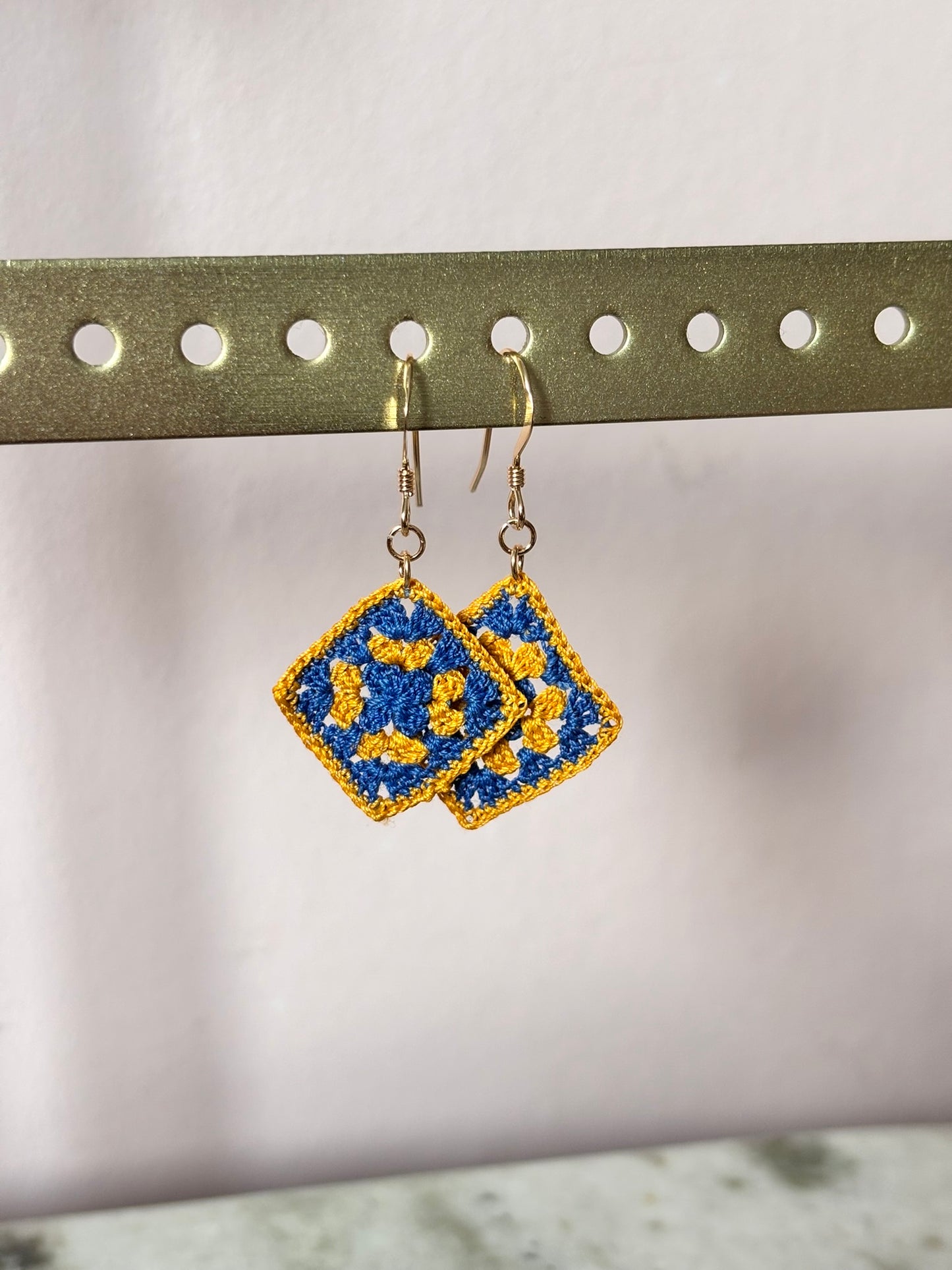 Crochet single Granny Square